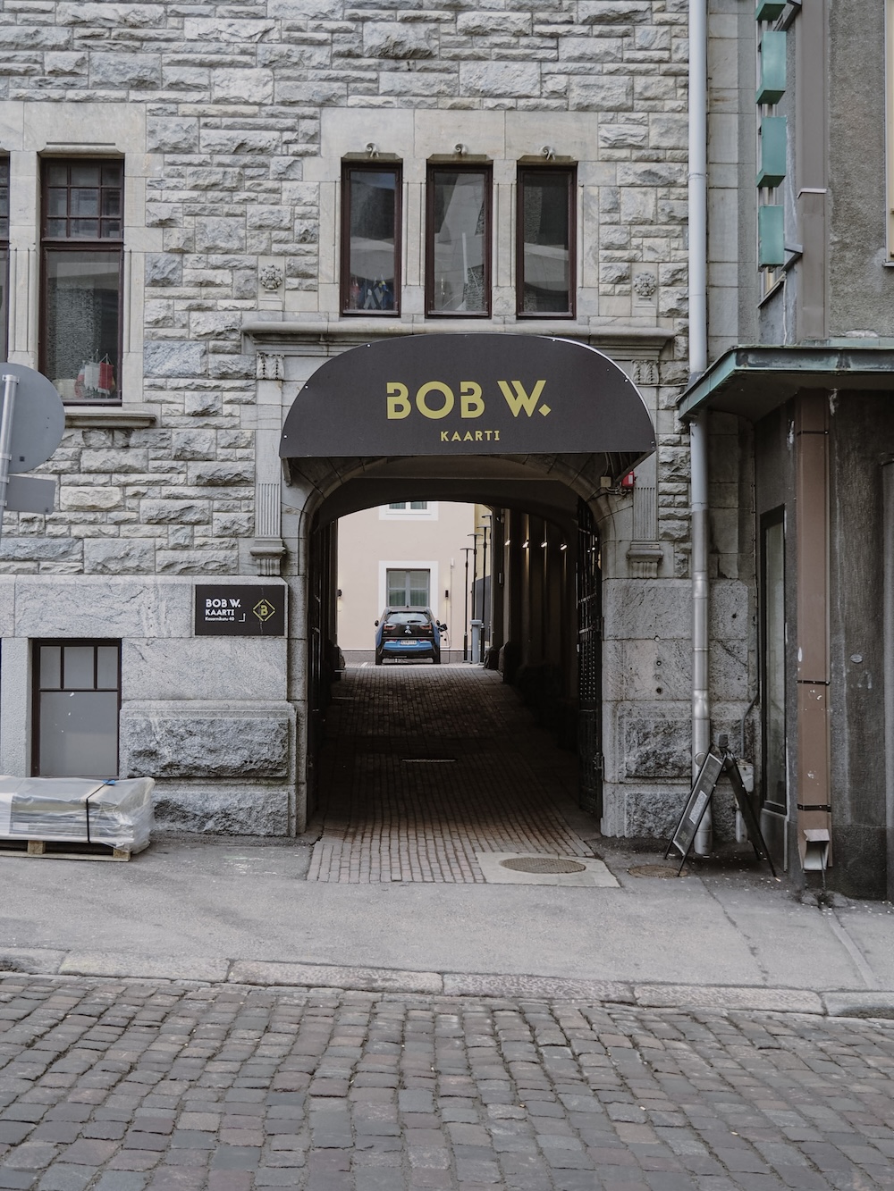 Bob W Kaarti entrance, apart hotel in Helsinki